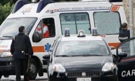 Il corpo senza vita di un turista trovato dai carabinieri a Pizzo, si ipotizza un malore